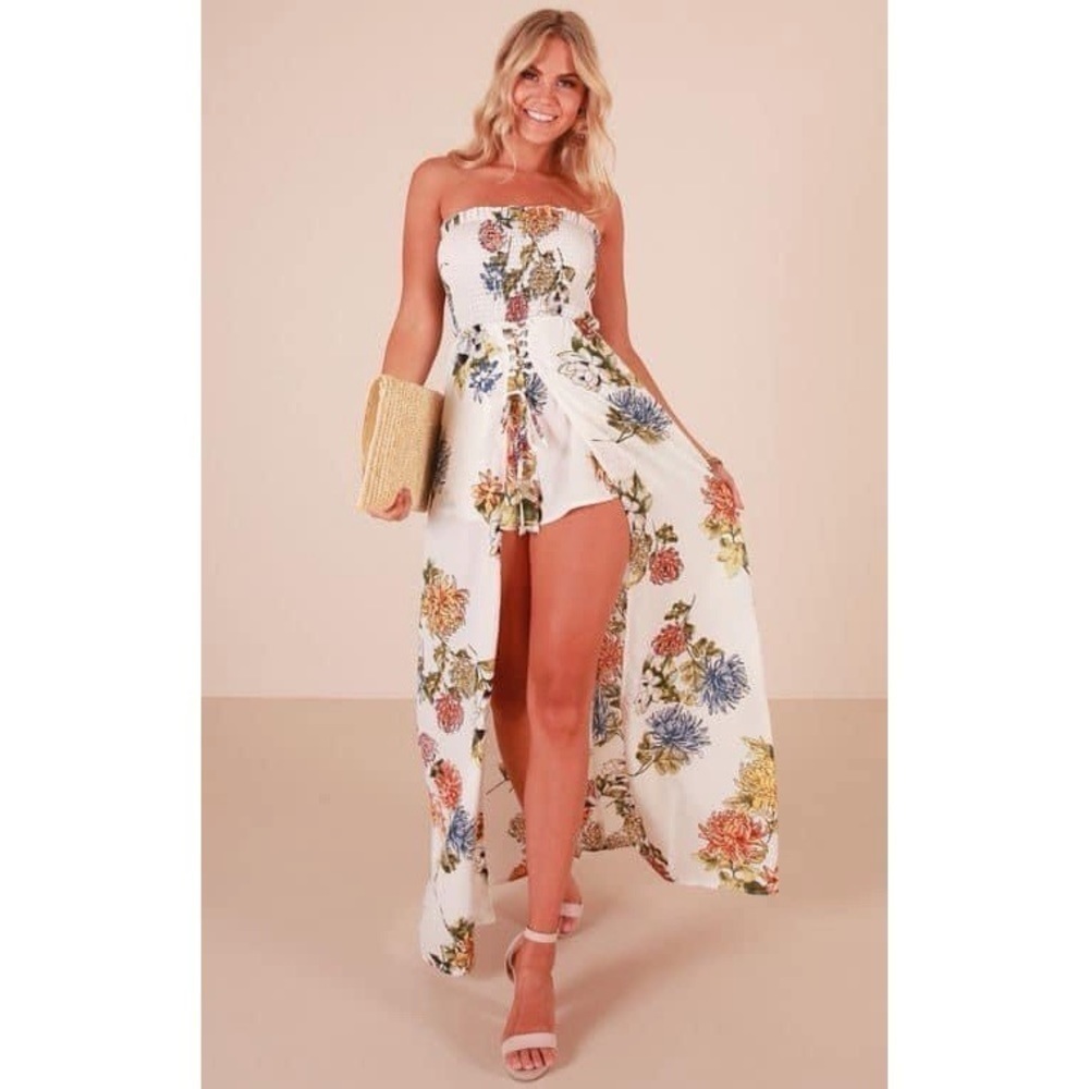 White floral strapless Bibi‎ romper  nwt